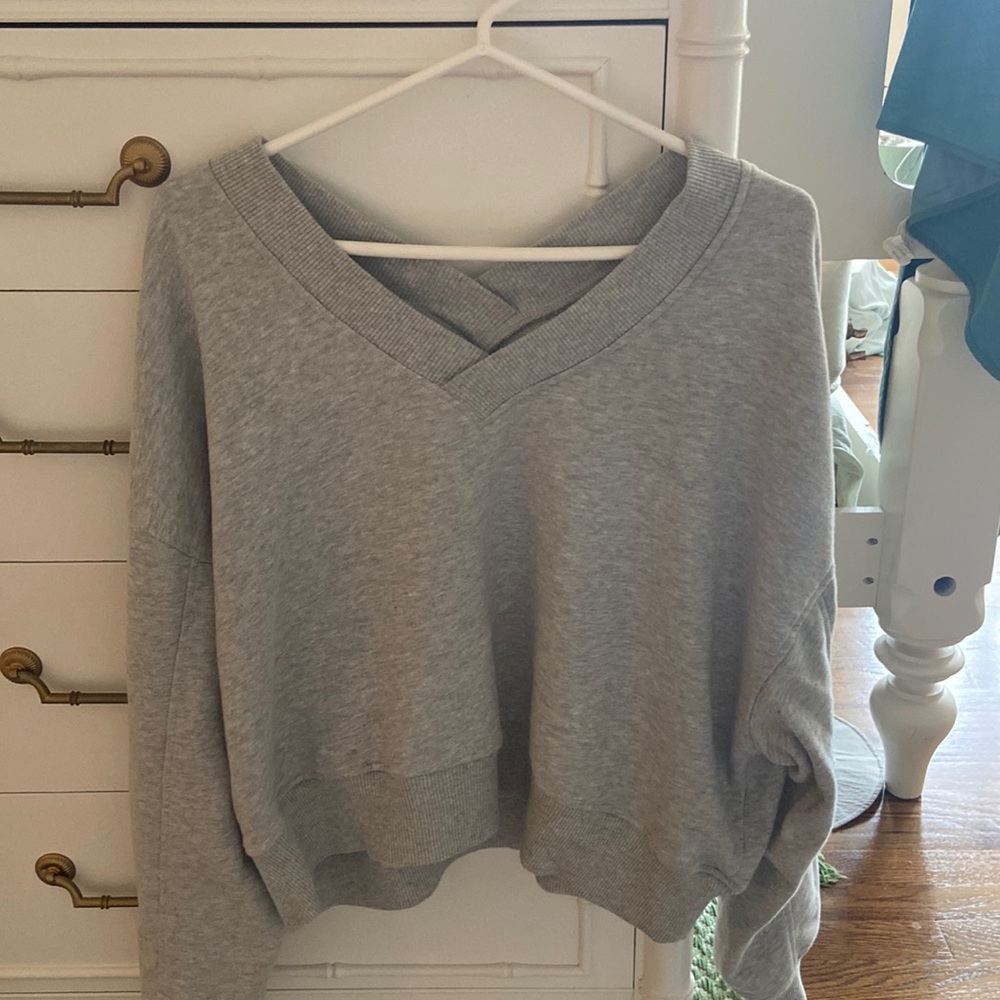 Aerie V neck cropped sweatshirt
